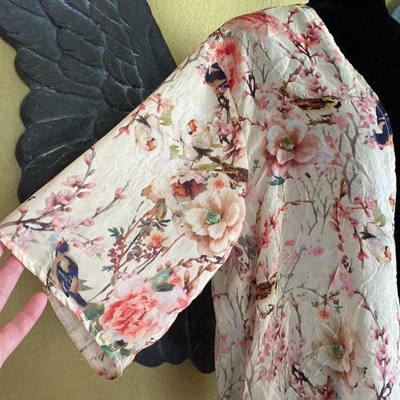 Sans Souci Floral Kimono Cardigan Style Shirt Top - Picture 3 of 7